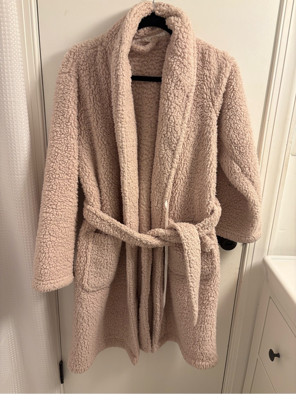 Pottery Barn Teddy Sherpa Robe in Champagne Blush